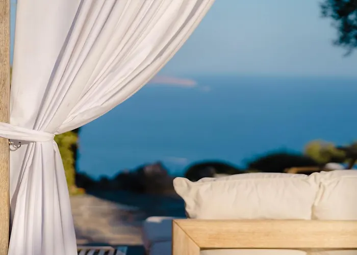 Sunkiss Private Retreat With Pool Holiday home