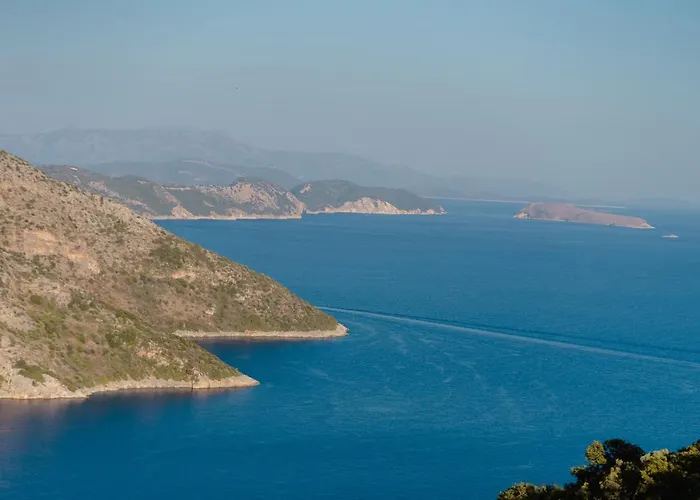 Sunkiss Private Retreat With Pool Holiday home Sivota (Lefkada)